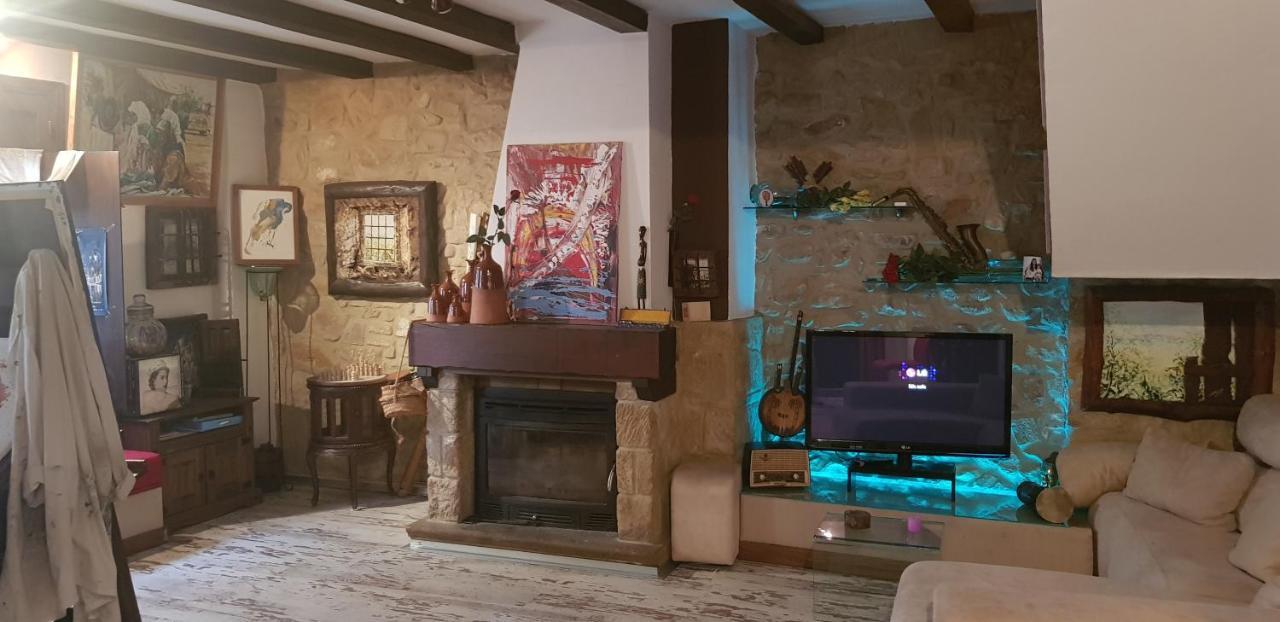 La Casa Del Pintor - Estudio De Arte En บาเอซา ภายนอก รูปภาพ